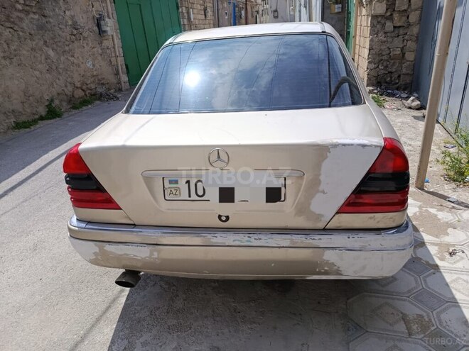 Mercedes C 180-2