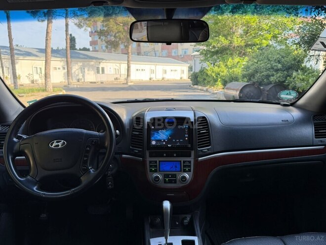 Hyundai Santa Fe-8