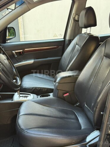 Hyundai Santa Fe-9