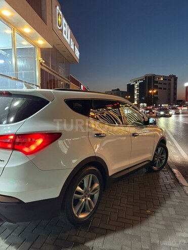 Hyundai Santa Fe-4