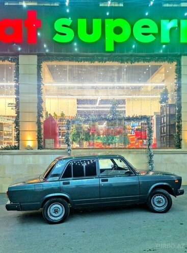 LADA (VAZ) 2107-8
