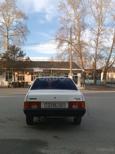 LADA (VAZ) 21099-2