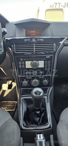 Opel Astra-13