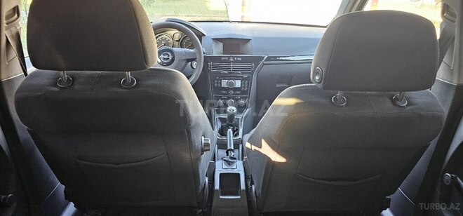 Opel Astra-15