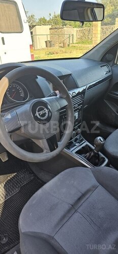 Opel Astra-14