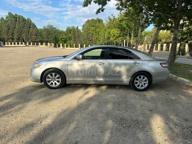 Toyota Camry-9