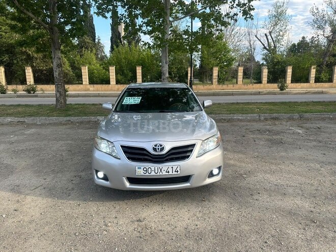 Toyota Camry-3