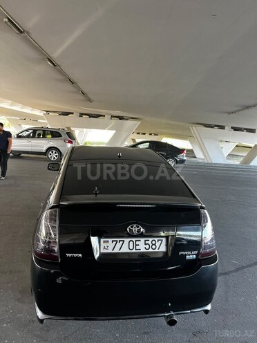 Toyota Prius-4