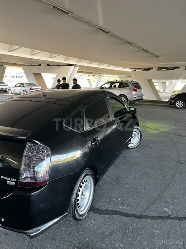 Toyota Prius-3