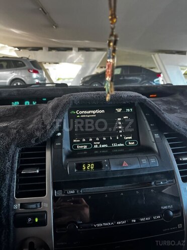 Toyota Prius-6