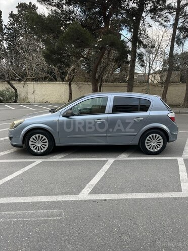 Opel Astra-4