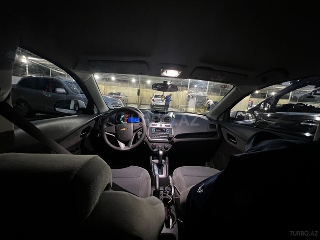 Chevrolet Cobalt-10