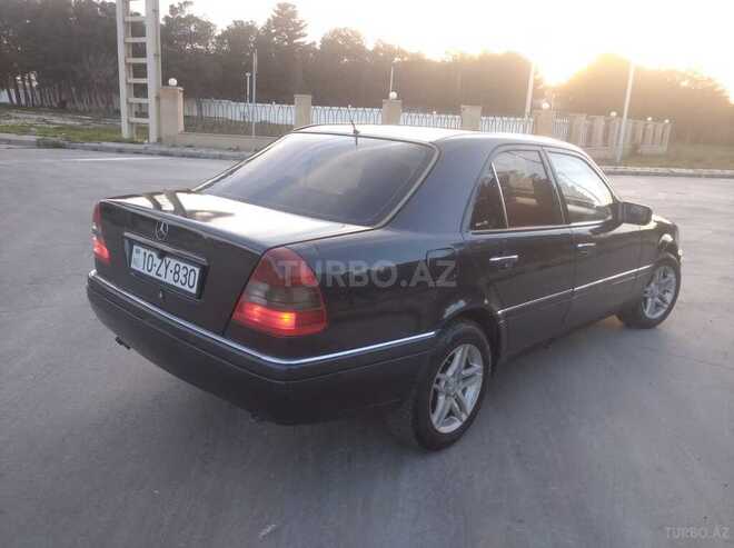 Mercedes C 230-6