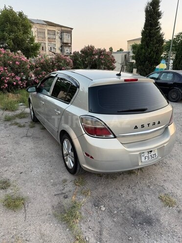 Opel Astra-2