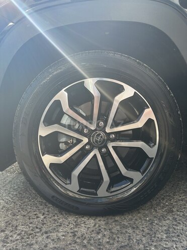 Toyota Frontlander-10