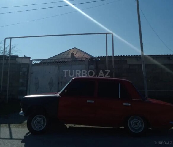 LADA (VAZ) 21011-8