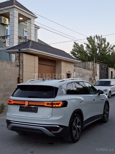 Volkswagen ID.6 Crozz-6