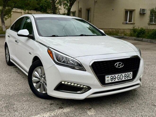 Hyundai Sonata-4