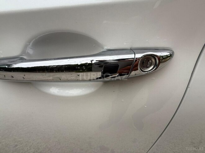 Hyundai Sonata-11