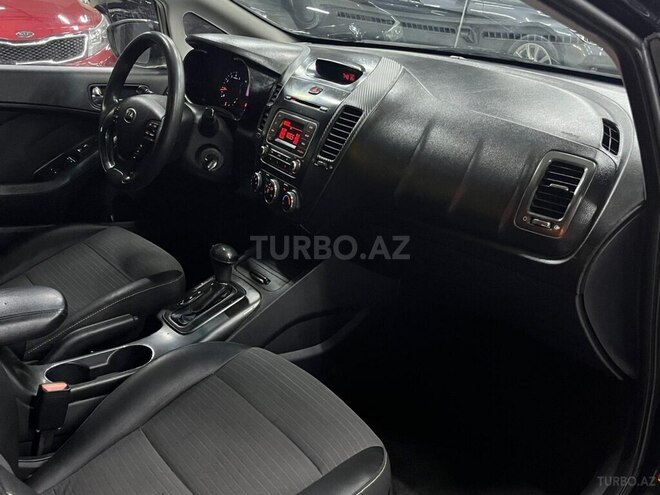 Kia Cerato-9