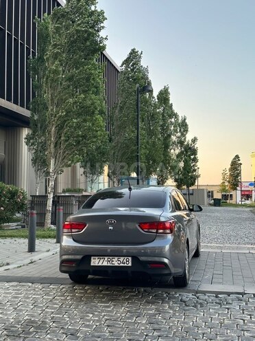 Kia Rio-3