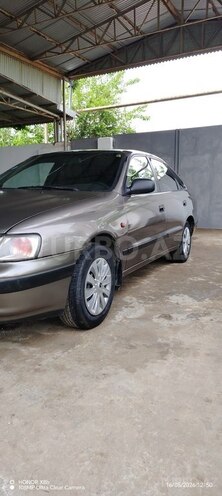 Toyota Carina-6
