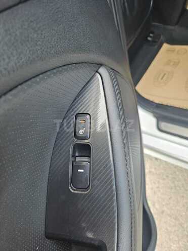 Kia K5-11
