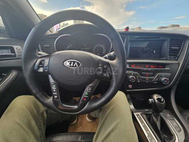 Kia K5-10