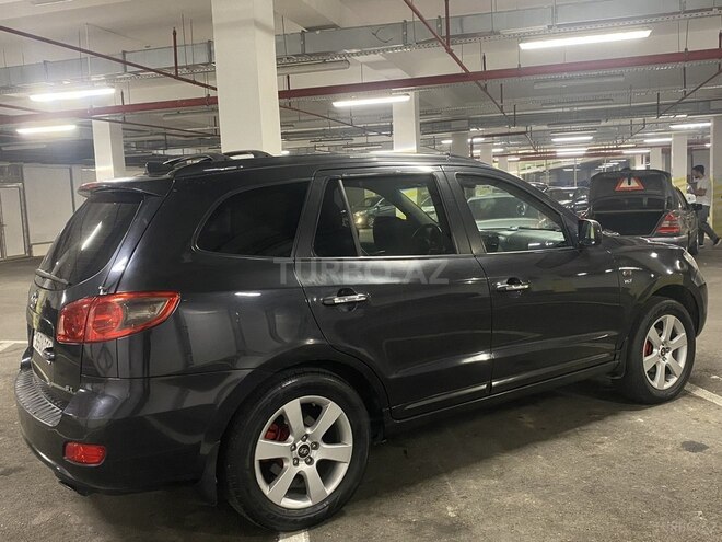 Hyundai Santa Fe-5