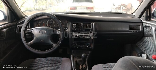 Toyota Carina-8