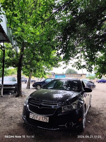 Chevrolet Cruze-1