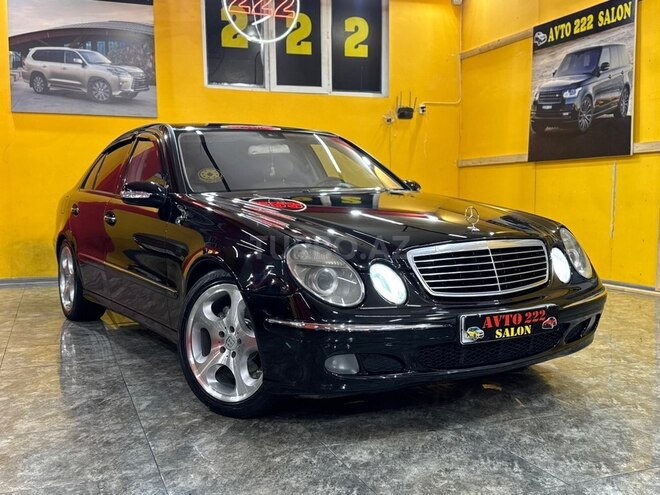 Mercedes E 270-1
