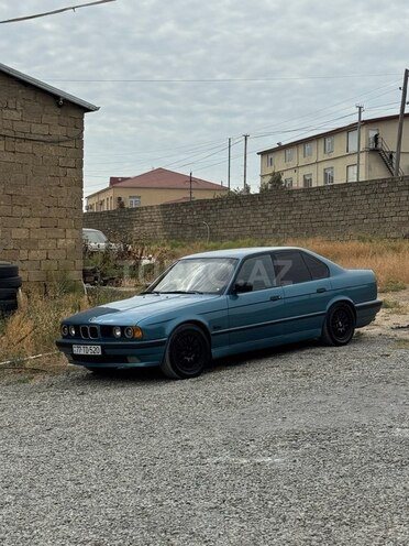 BMW 520-3
