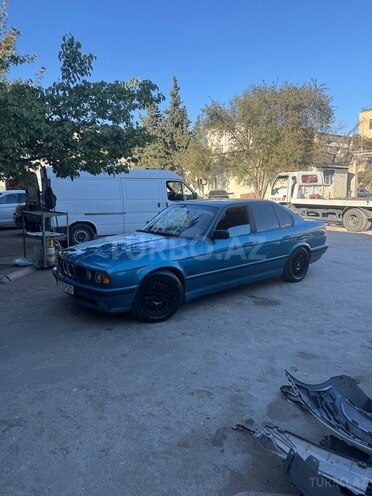 BMW 520-7