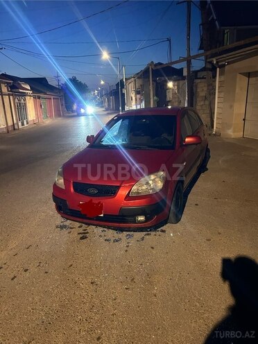 Kia Rio-1