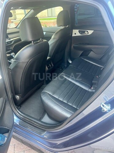 Kia Cerato-8
