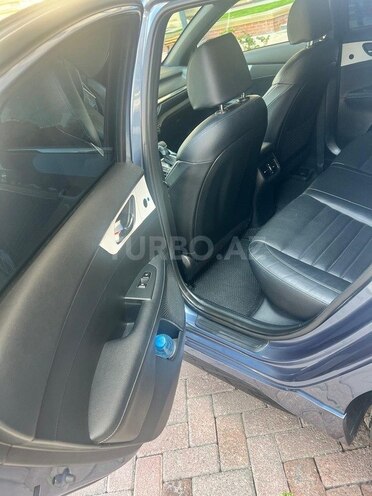 Kia Cerato-7