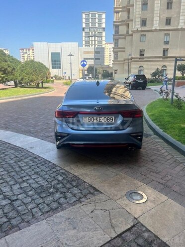 Kia Cerato-5
