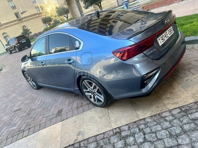 Kia Cerato-9