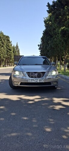 Hyundai Sonata-1