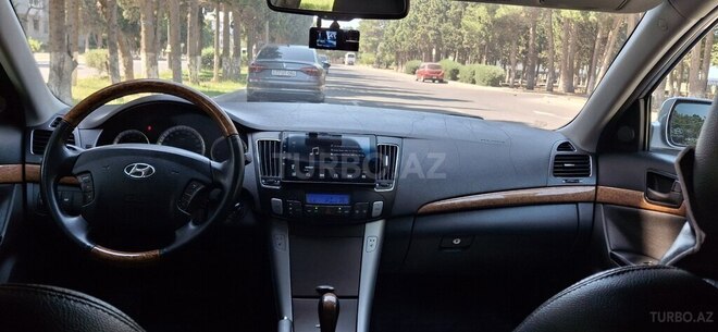 Hyundai Sonata-9