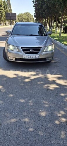 Hyundai Sonata-4