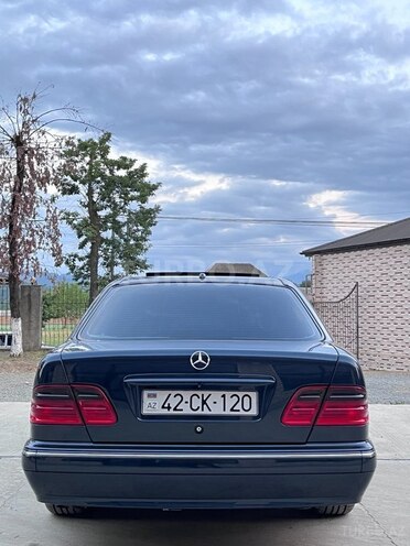 Mercedes E 280-20