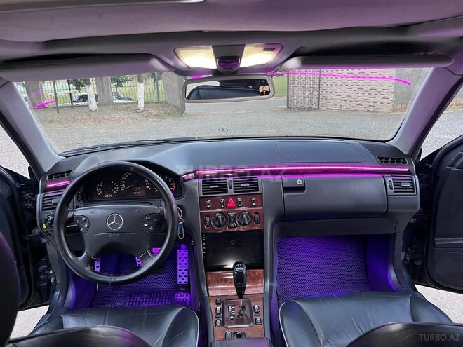 Mercedes E 280-14