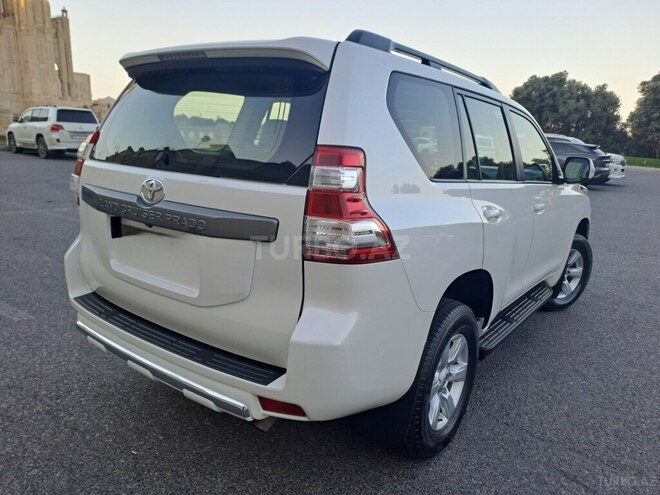 Toyota Land Cruiser Prado-7