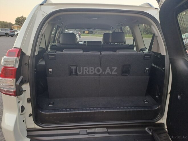Toyota Land Cruiser Prado-18