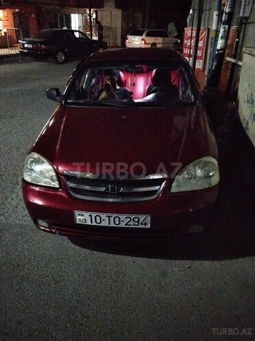 Chevrolet Lacetti-1