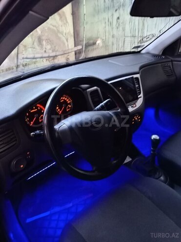 Kia Rio-2