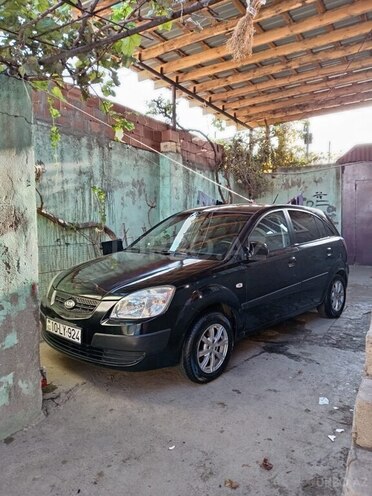 Kia Rio-1