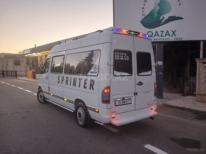 Mercedes Sprinter 208-2
